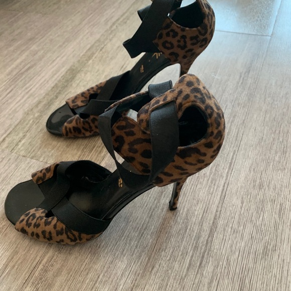 Cheetah print peep toe heels - Picture 4 of 7